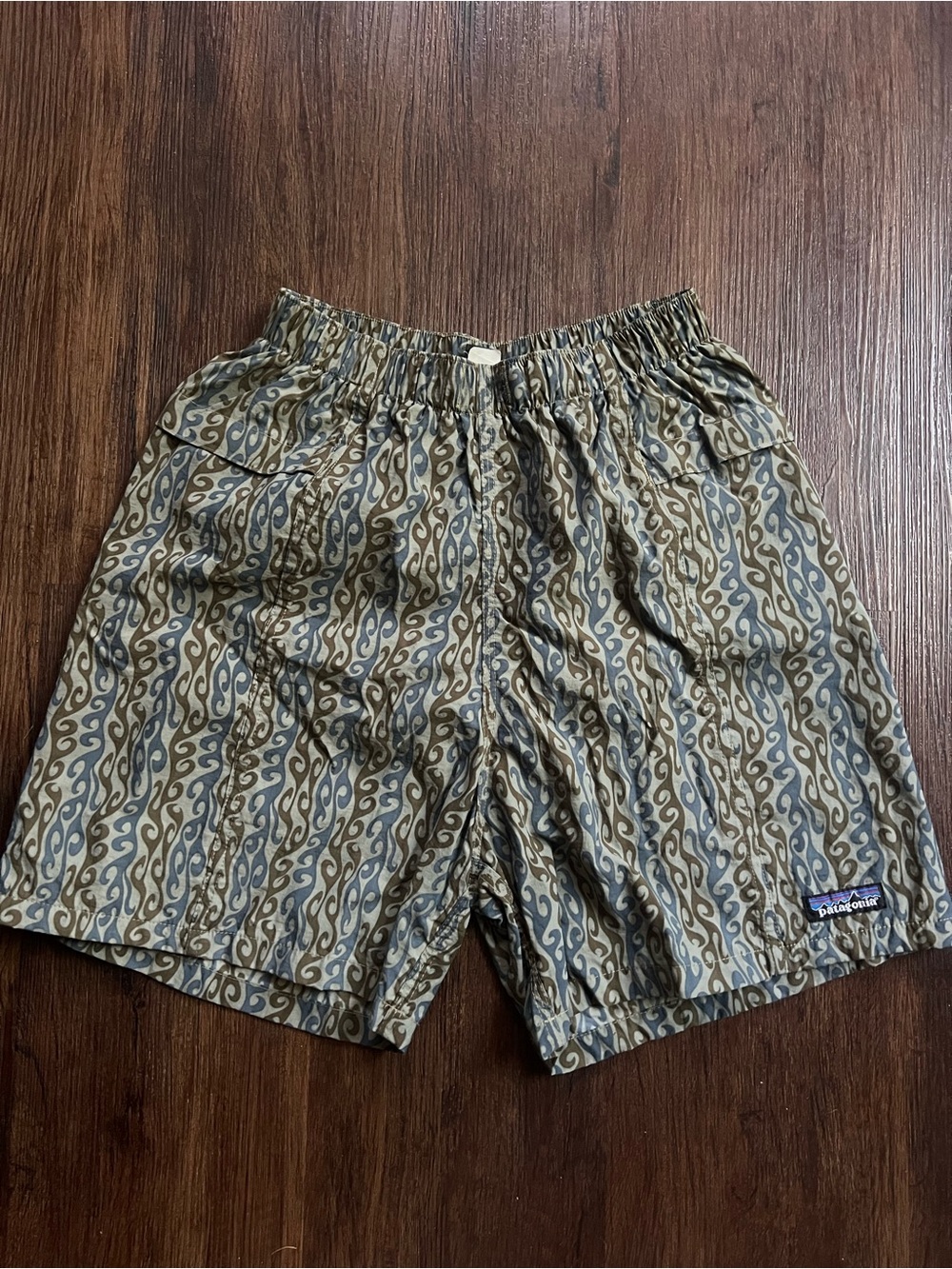 Patagonia Olive and Gray Patterned Swim Shorts - Small Vintage